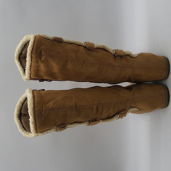 840- Wanted Women's Boots Size 7 - Picture 4 of 9